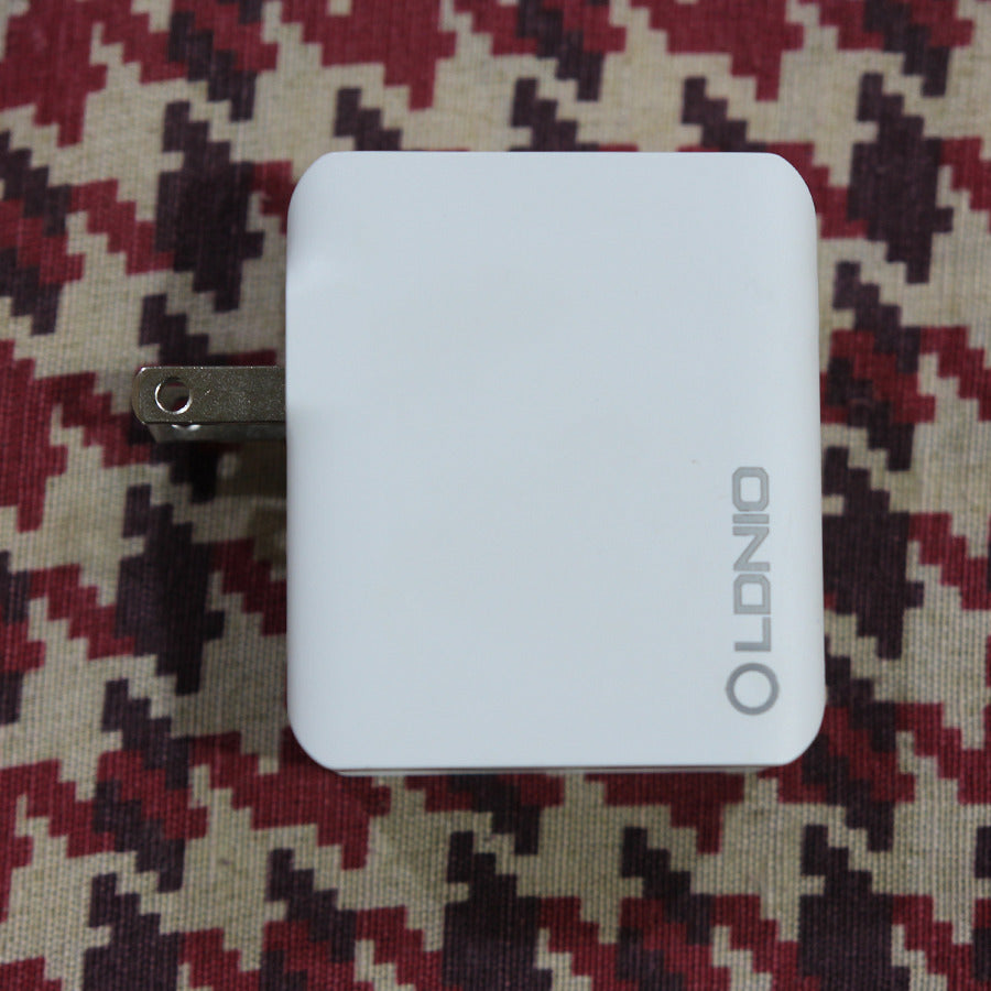 Ldnio 4U 4.4mA Usb Charger+ 4 port Usb Hub - Saamaan.Pk